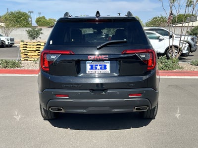 2022 GMC Acadia SLT