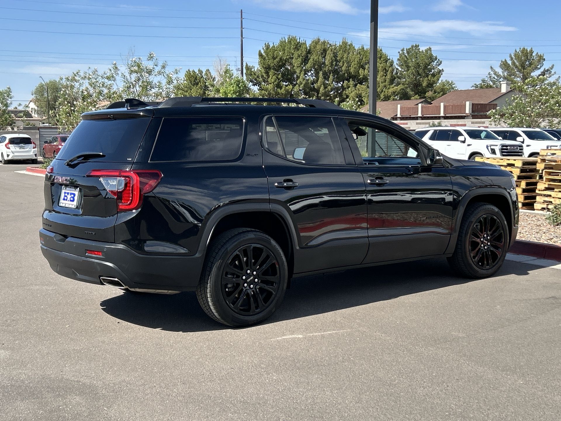 2022 GMC Acadia SLT