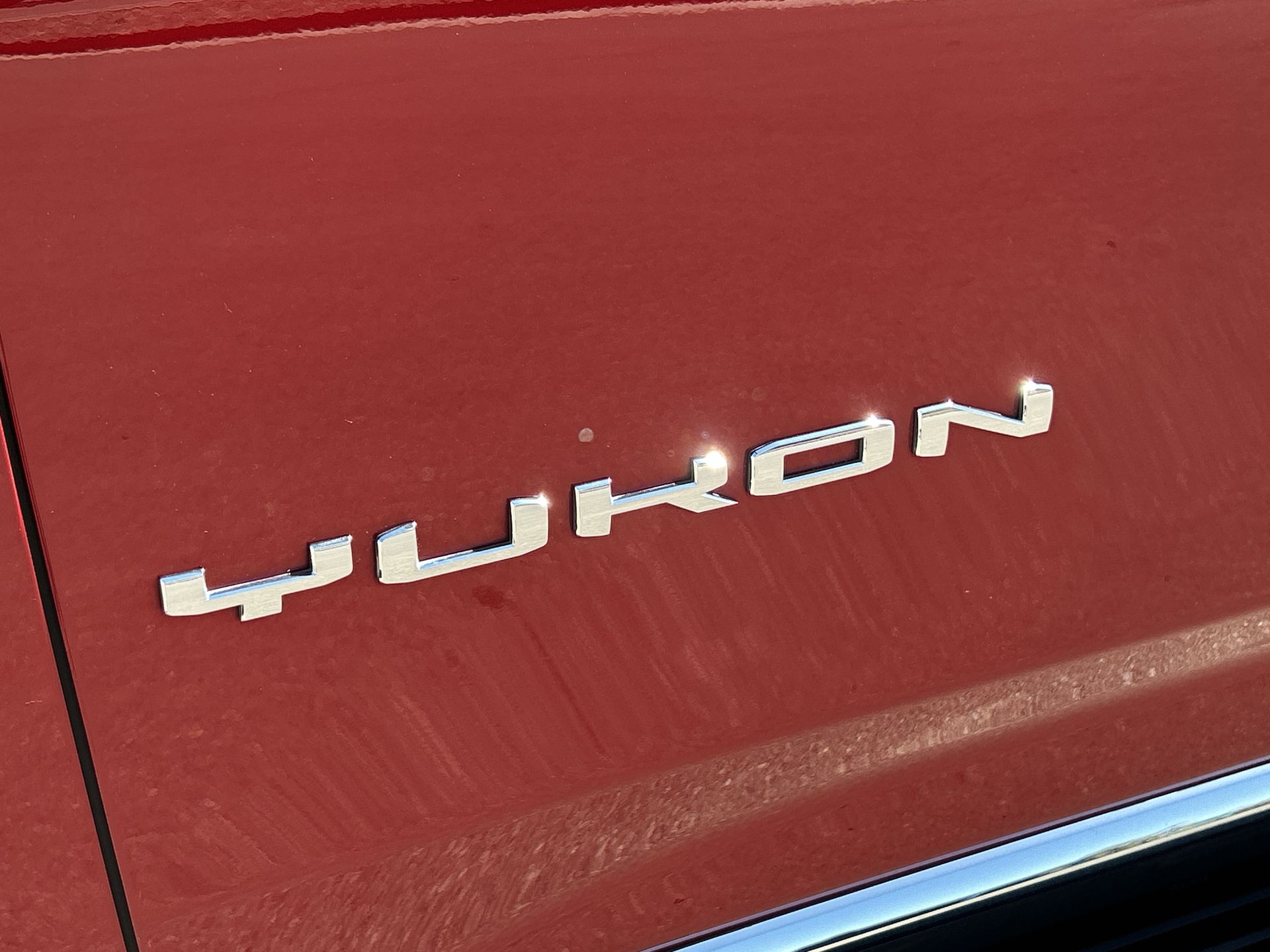 2025 GMC Yukon Elevation