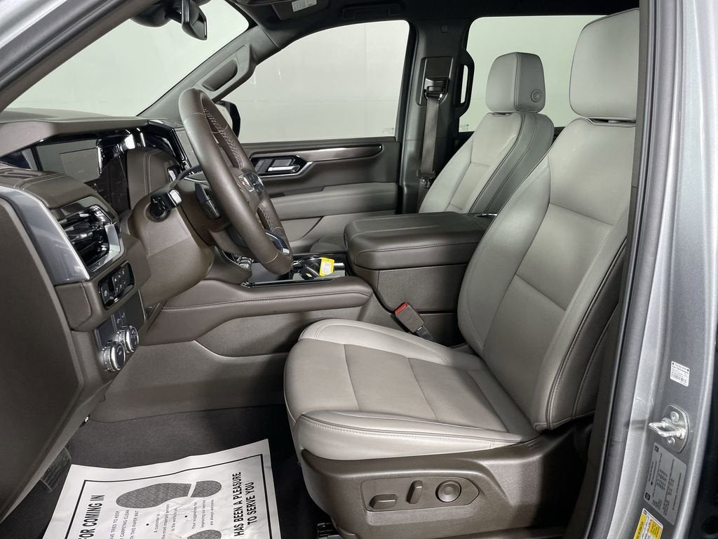 2025 GMC Yukon XL Elevation