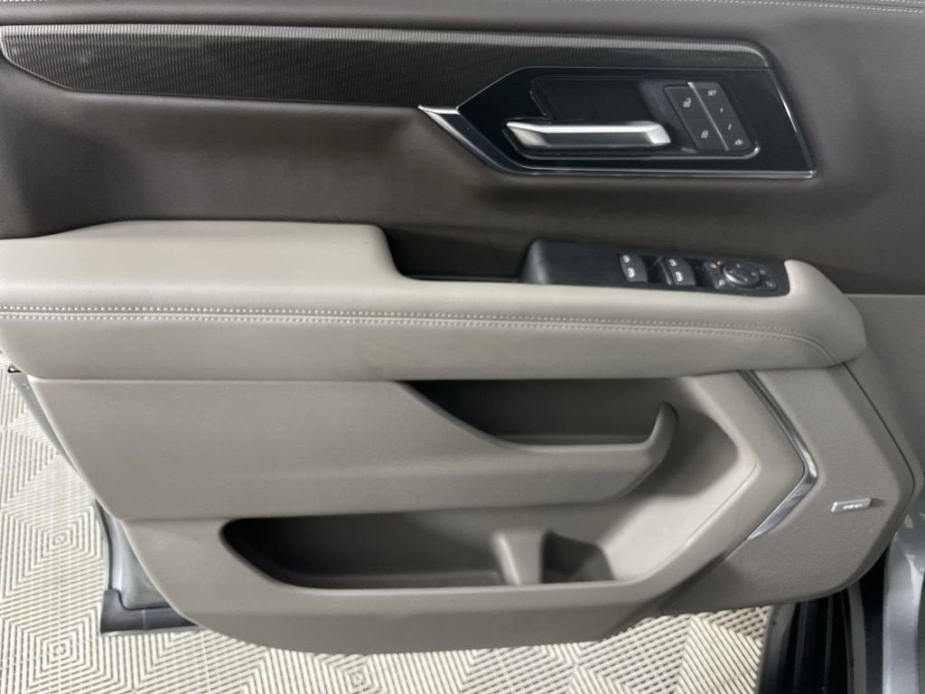 2025 GMC Yukon XL Elevation