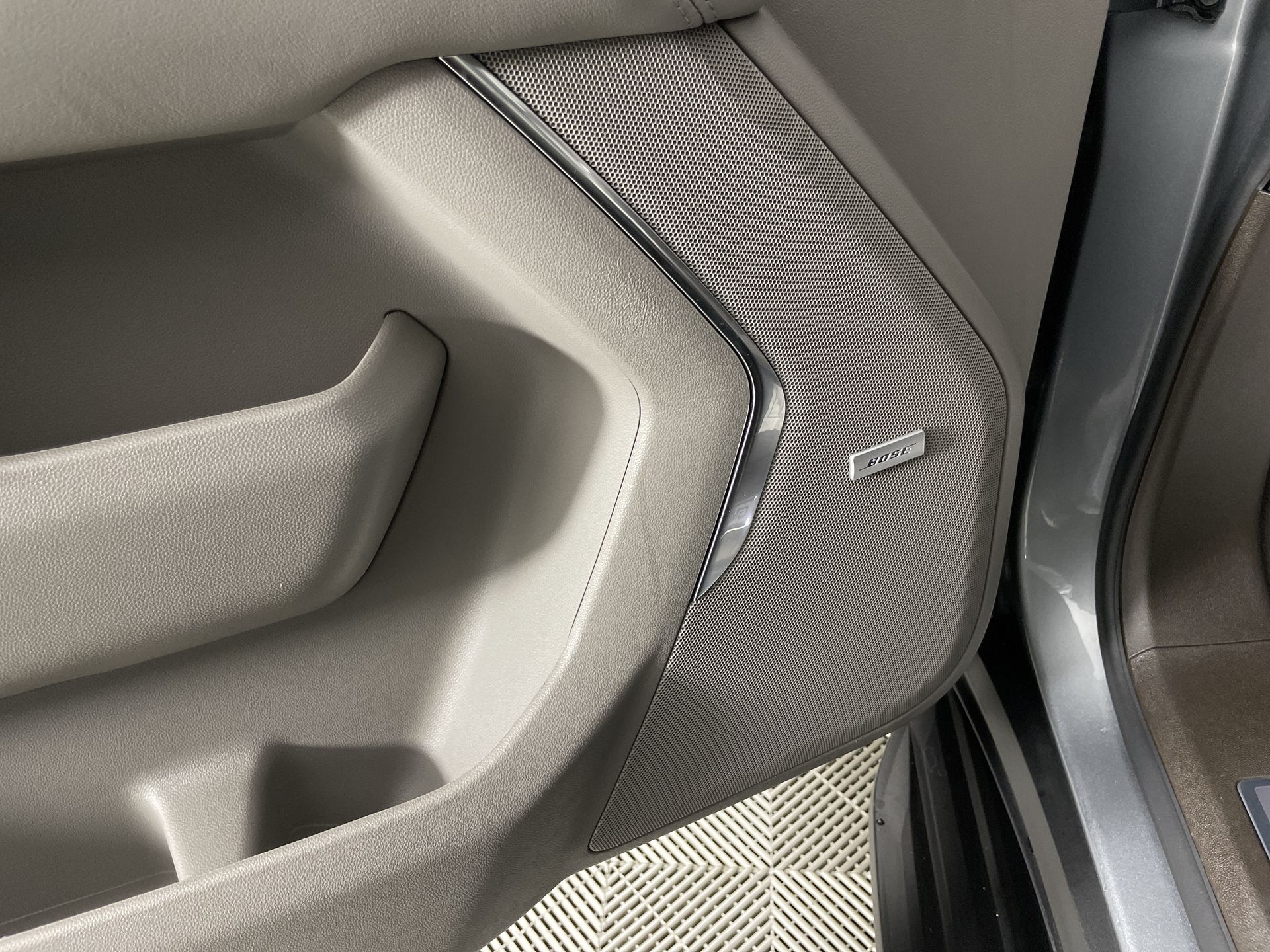 2025 GMC Yukon XL Elevation