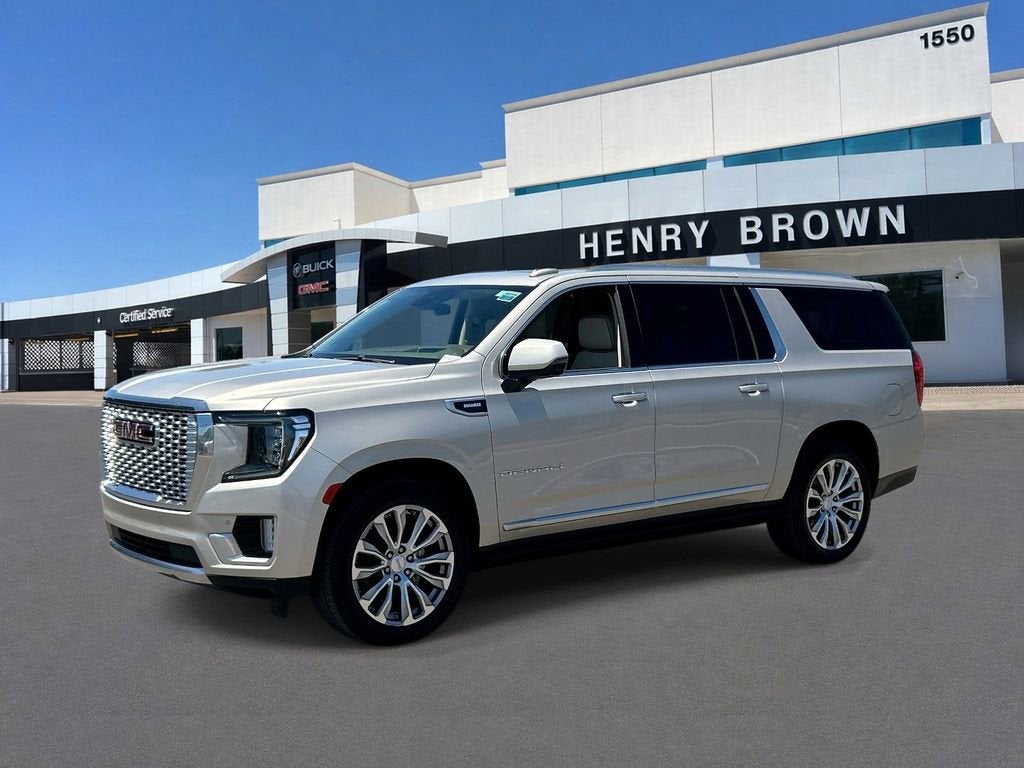 2023 GMC Yukon Denali 2WD's photo