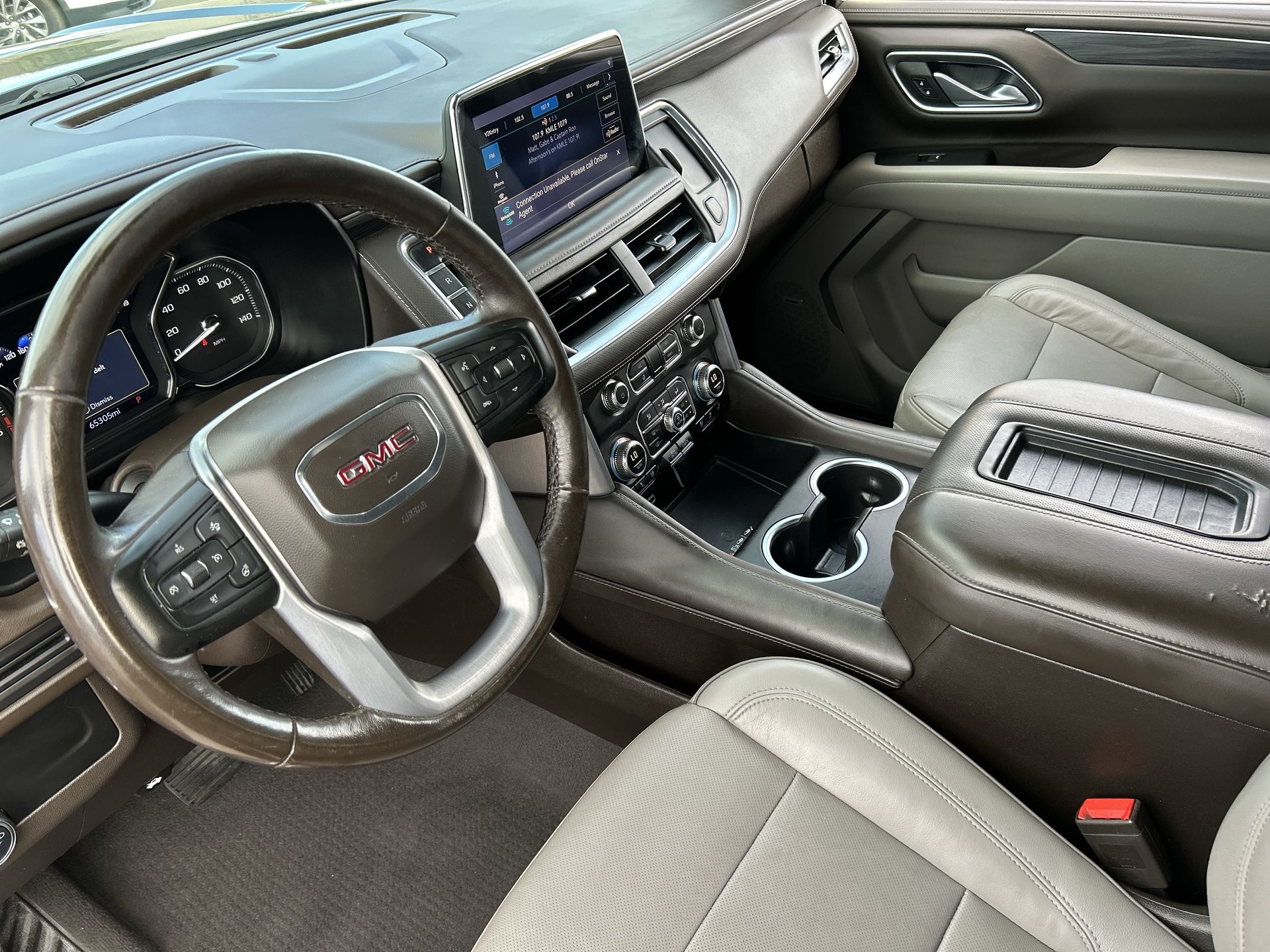 2021 GMC Yukon SLT