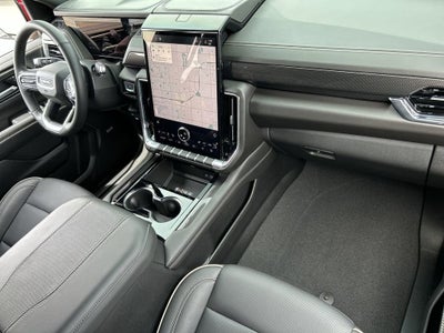 2025 GMC Yukon Elevation