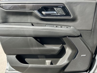 2025 GMC Yukon Elevation