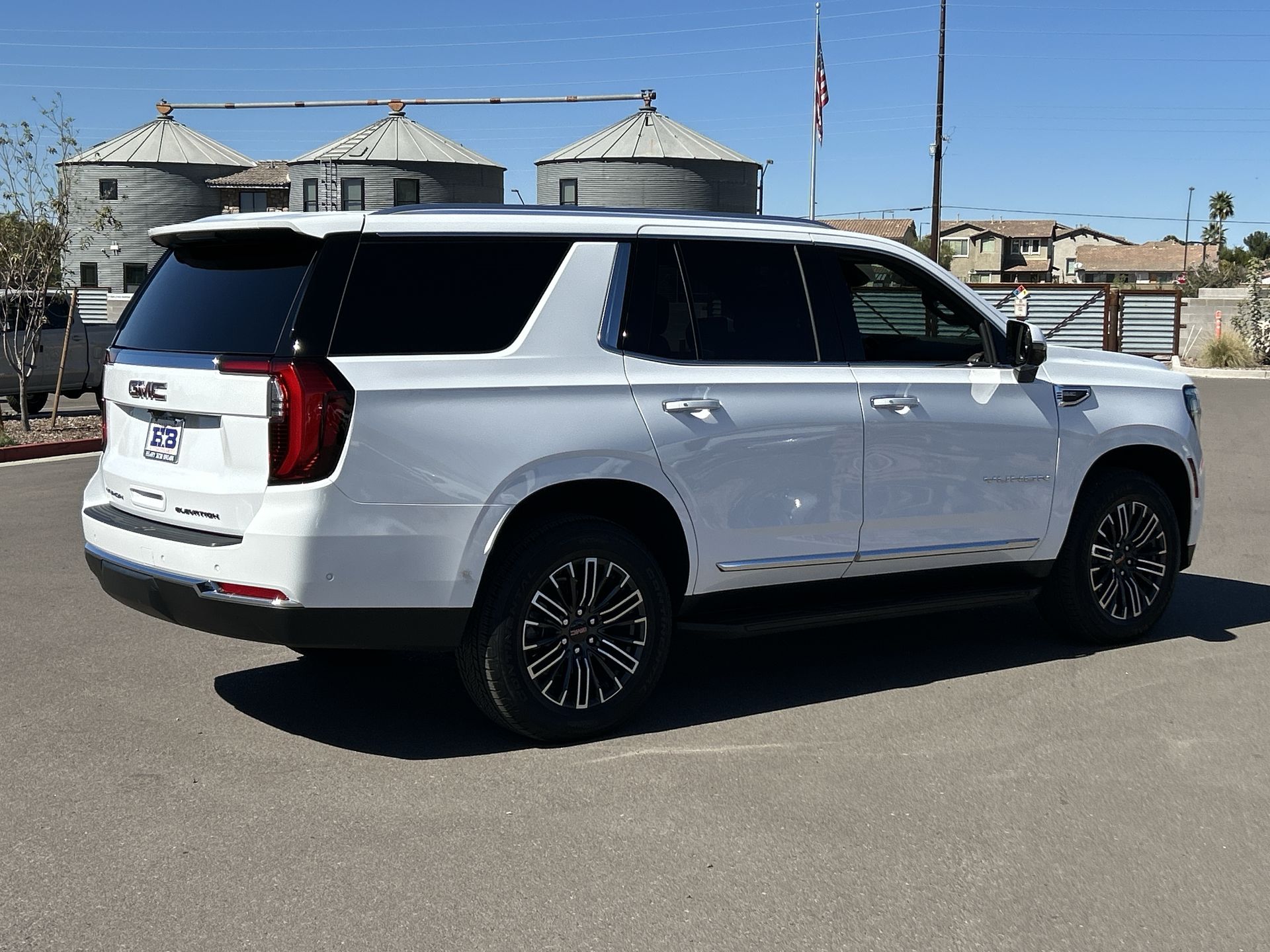 2025 GMC Yukon Elevation