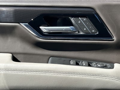 2025 GMC Yukon Elevation