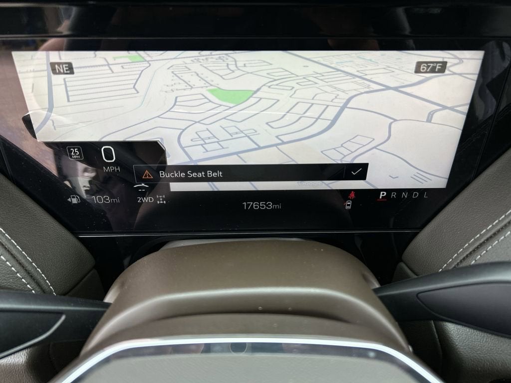 2025 GMC Yukon Elevation