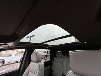 2025 GMC Yukon Elevation