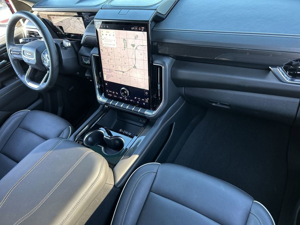 2025 GMC Yukon Elevation