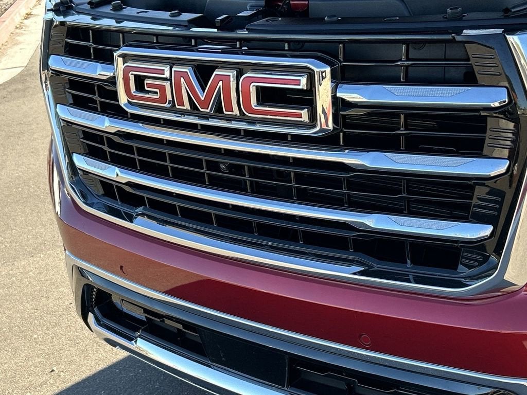 2025 GMC Yukon Elevation