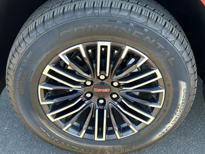 2025 GMC Yukon Elevation