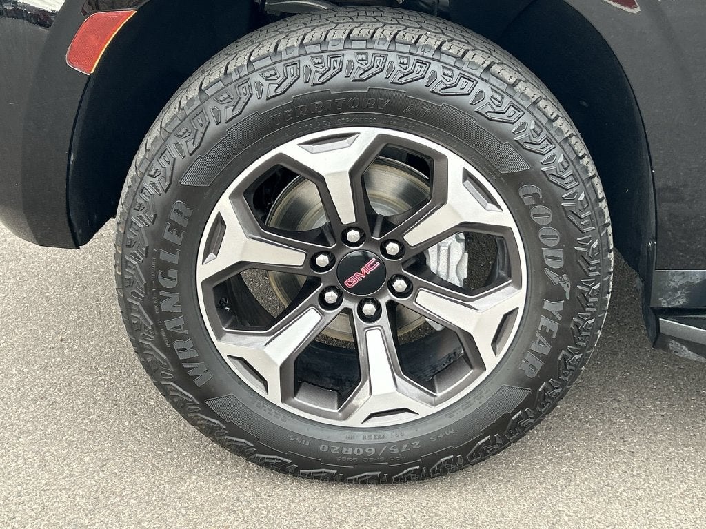 2023 GMC Yukon AT4