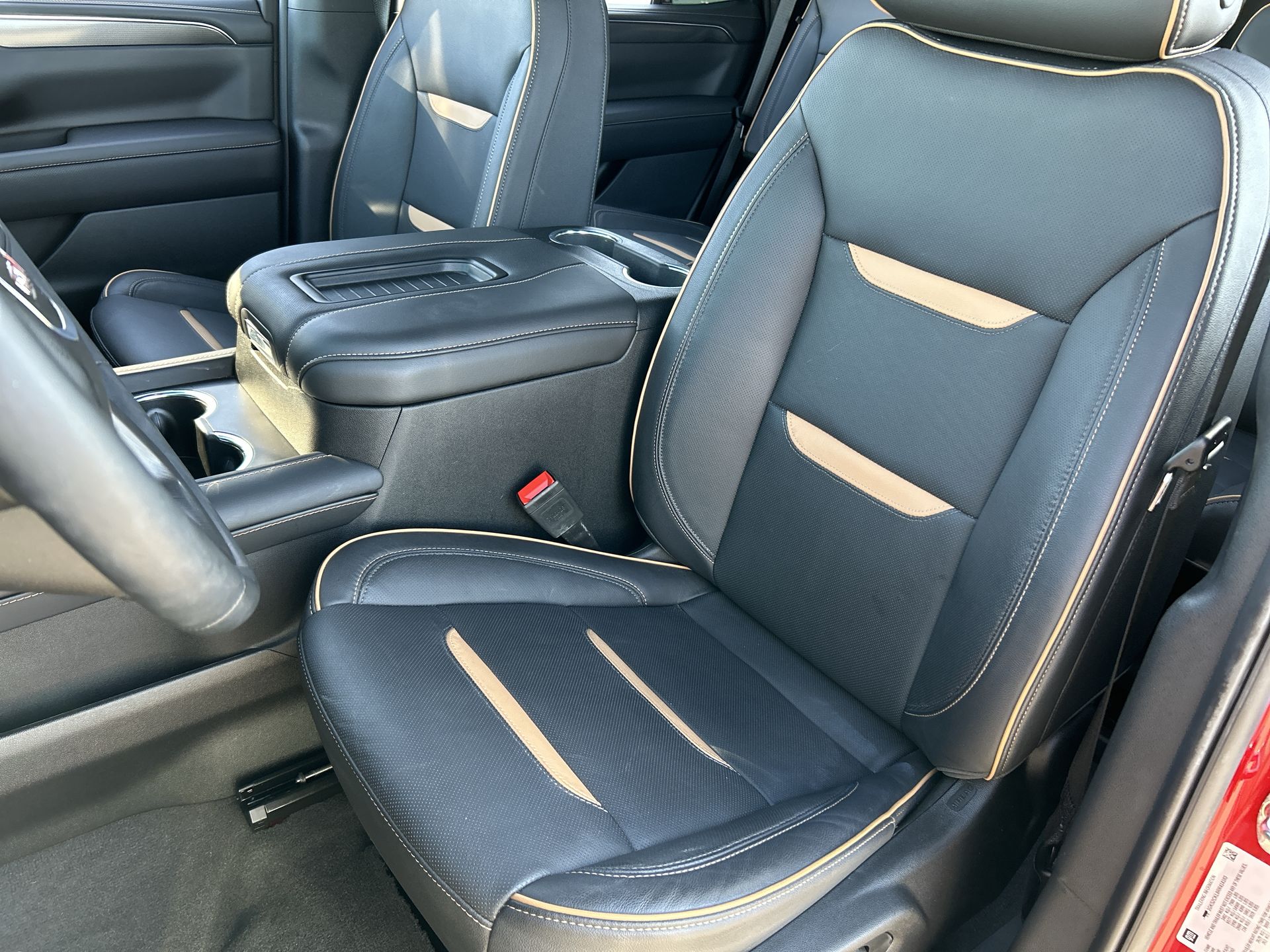 2024 GMC Yukon AT4