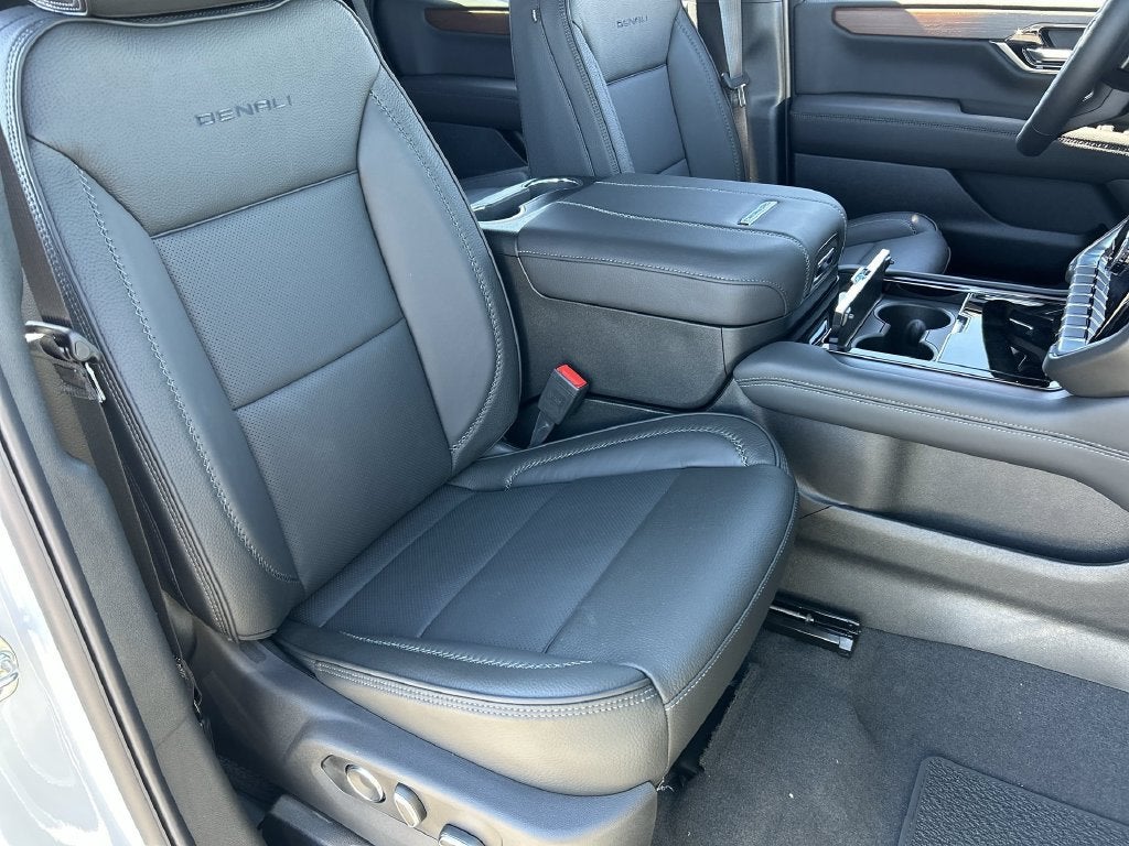 2027 GMC Yukon Denali