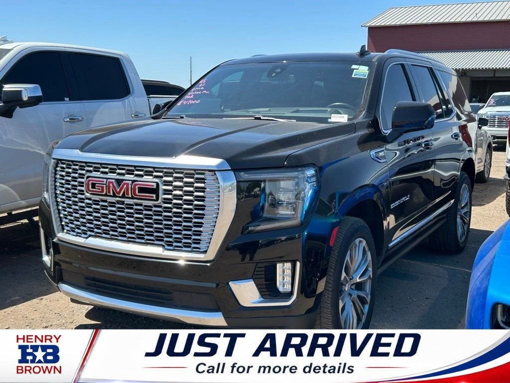 2021 GMC Yukon 4WD Denali's photo
