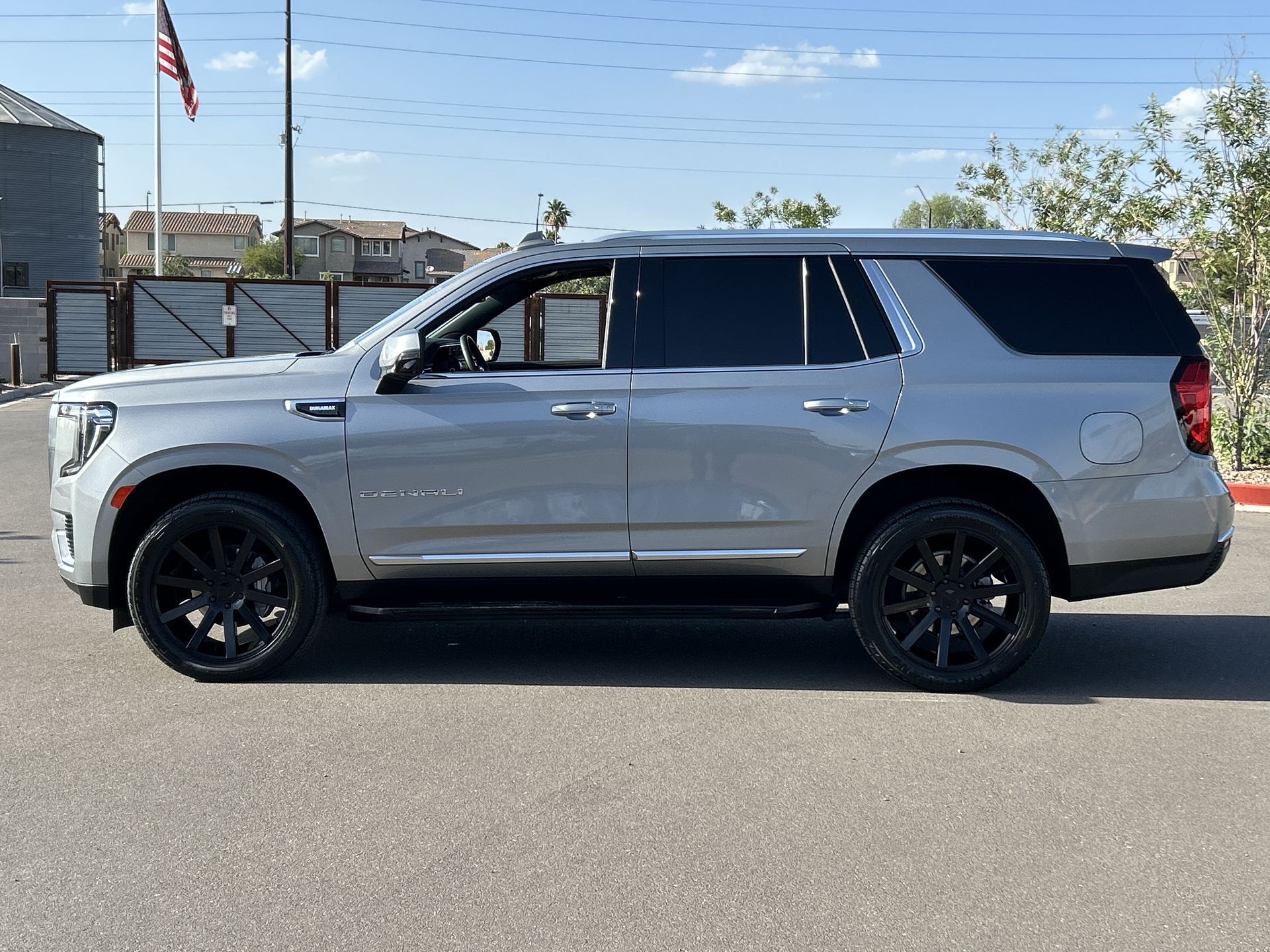 2024 GMC Yukon Denali