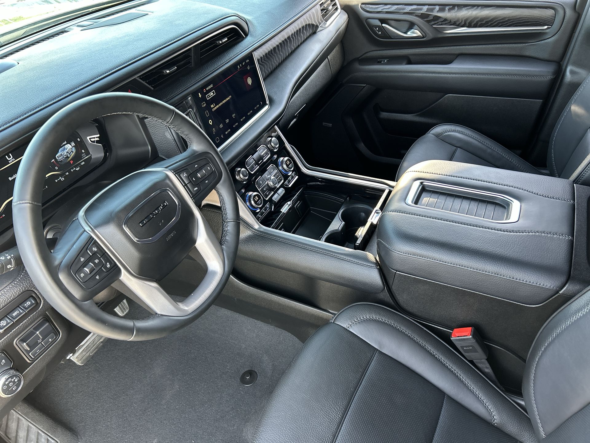 2024 GMC Yukon Denali