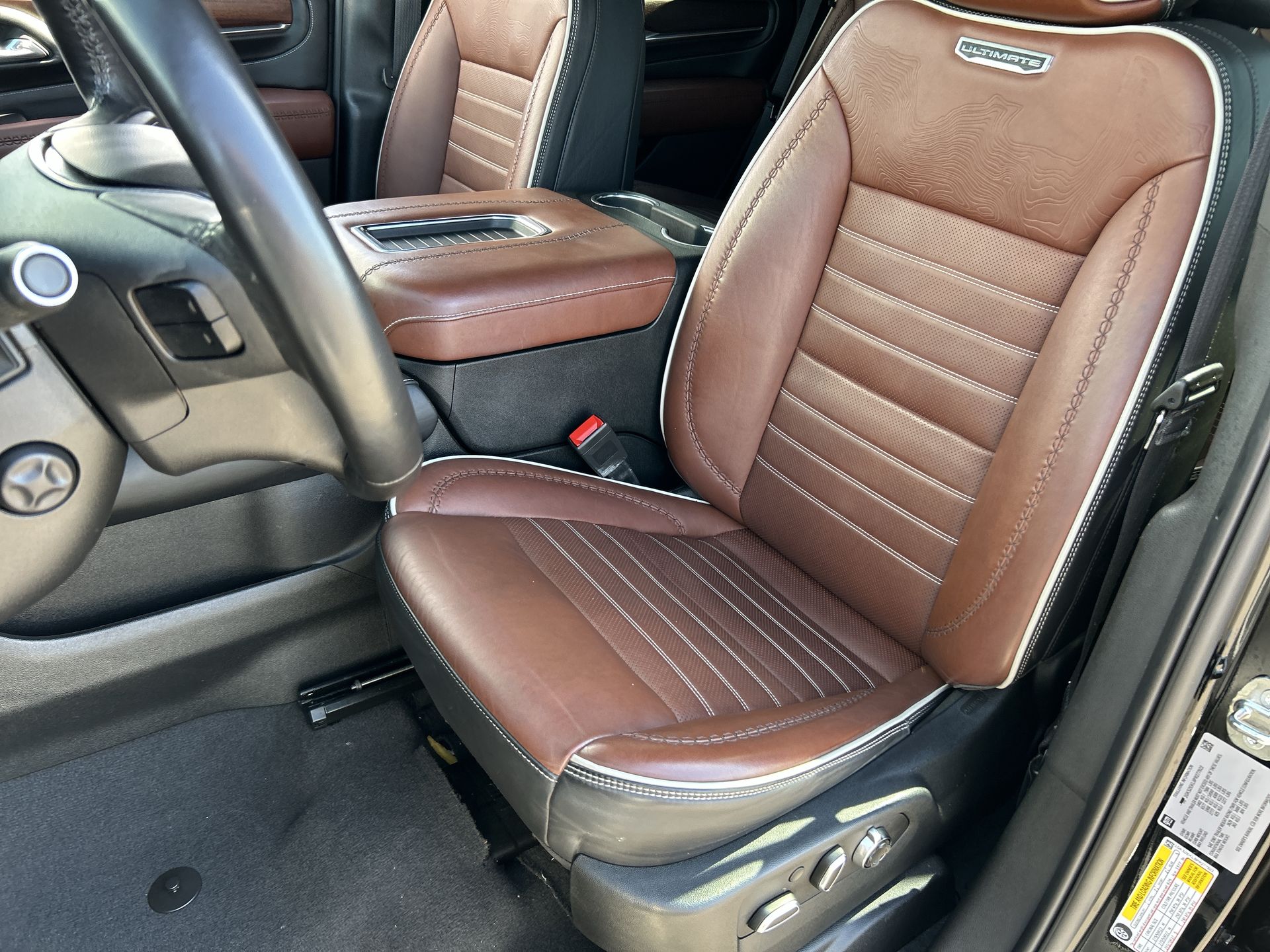 2023 GMC Yukon Denali Ultimate