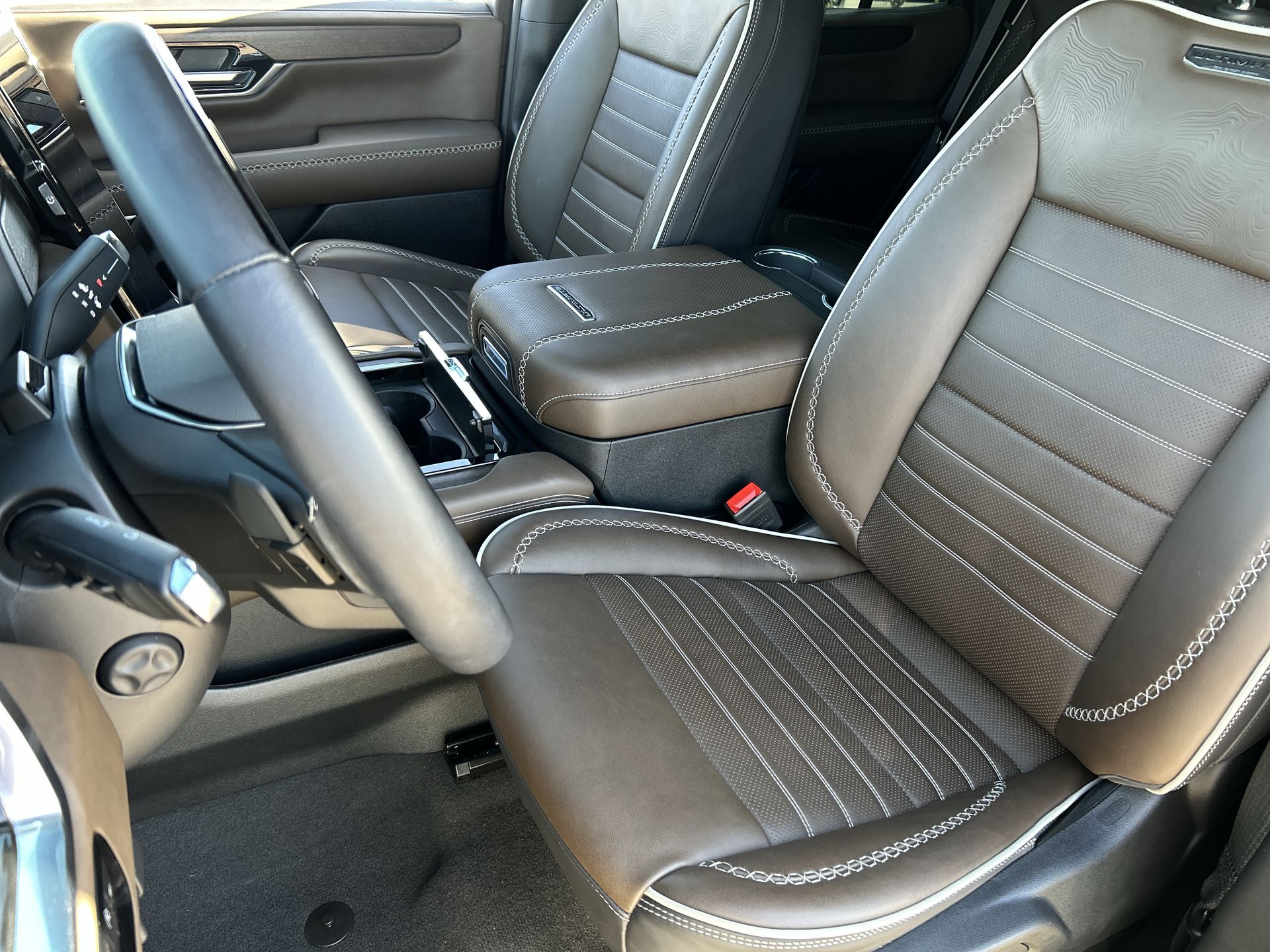 2025 GMC Yukon Denali Ultimate