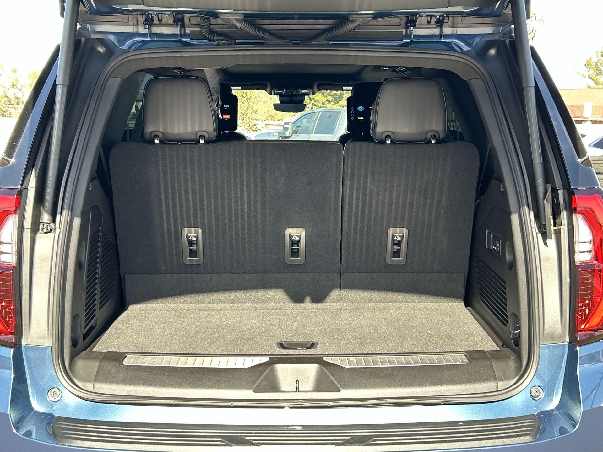 2025 GMC Yukon Denali Ultimate