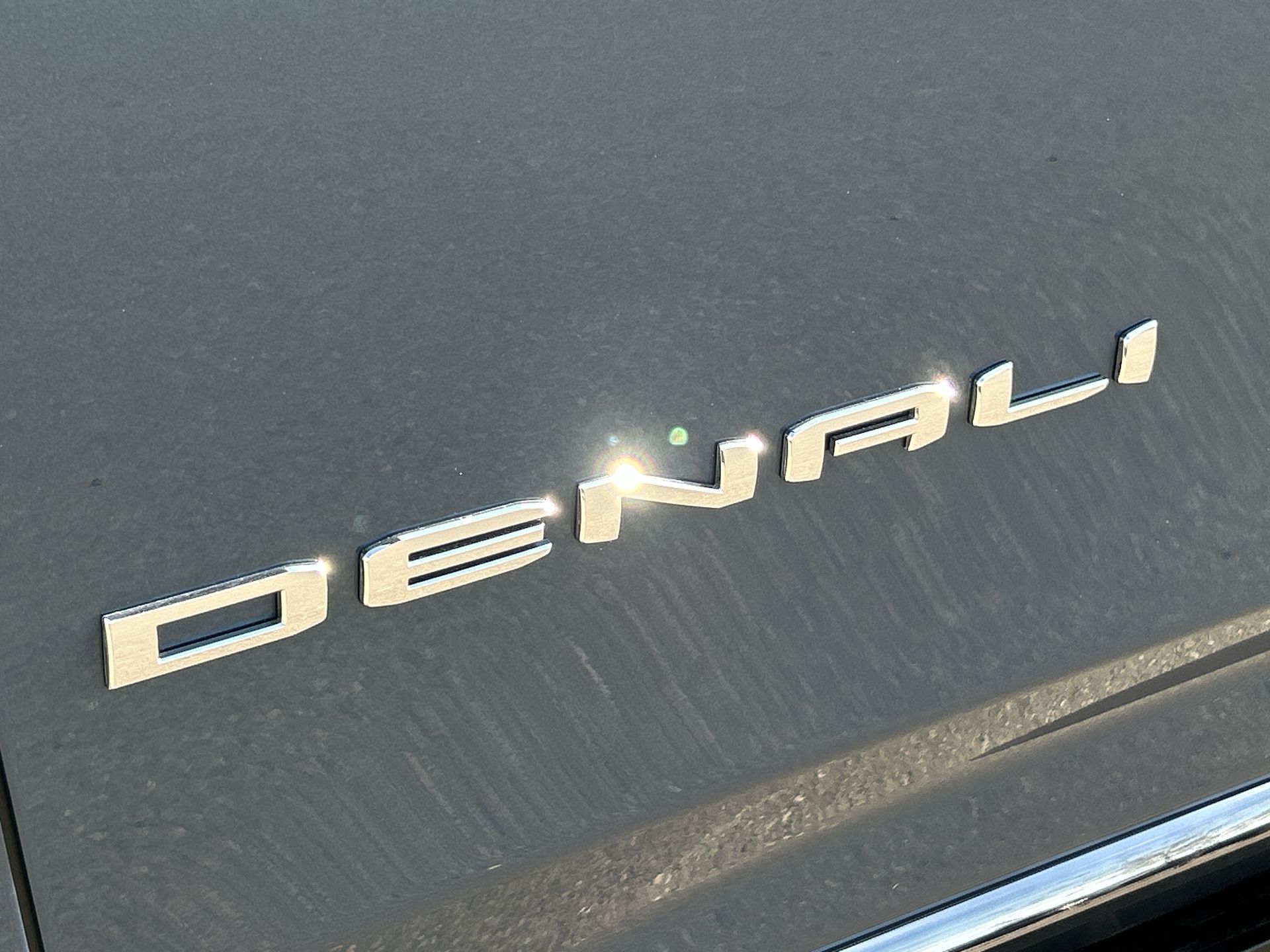 2025 GMC Yukon Denali Ultimate