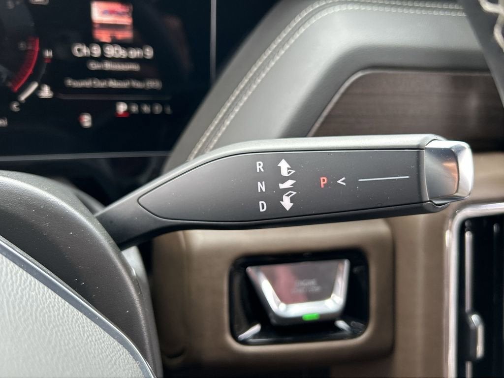 2025 GMC Yukon Denali Ultimate