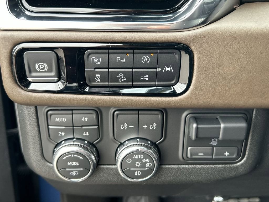 2025 GMC Yukon Denali Ultimate