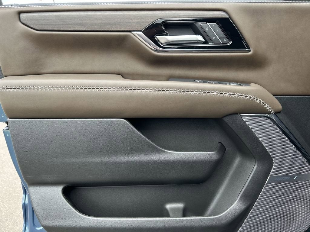 2025 GMC Yukon Denali Ultimate