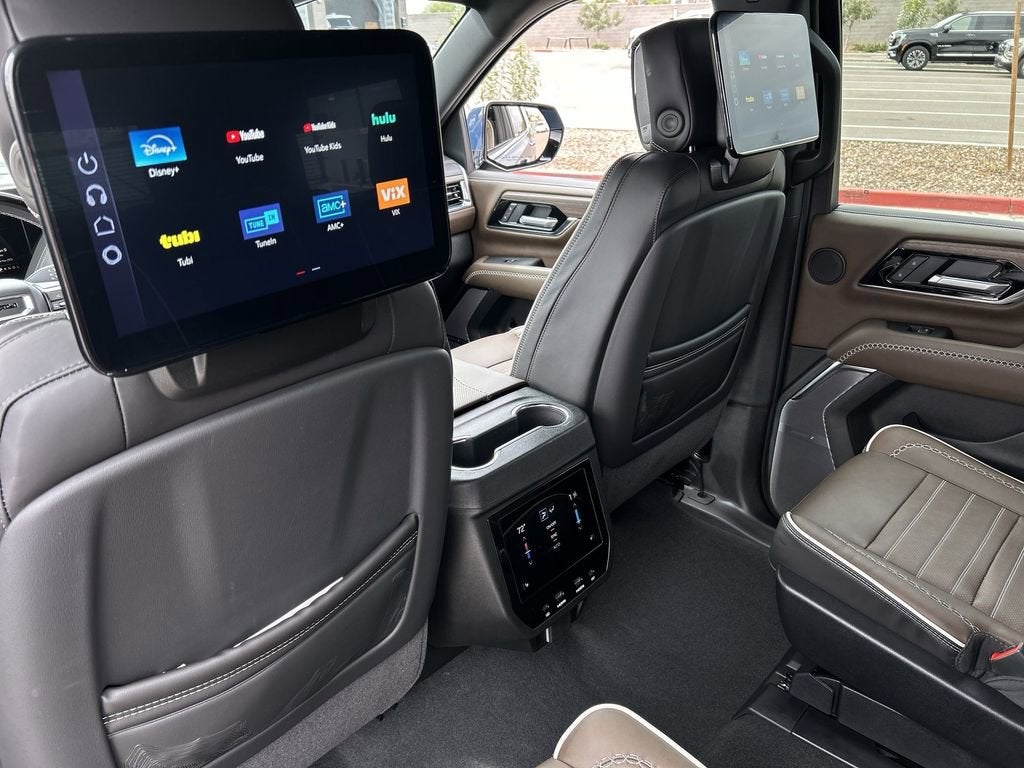 2025 GMC Yukon Denali Ultimate