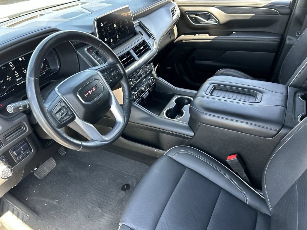 2022 GMC Yukon XL SLT