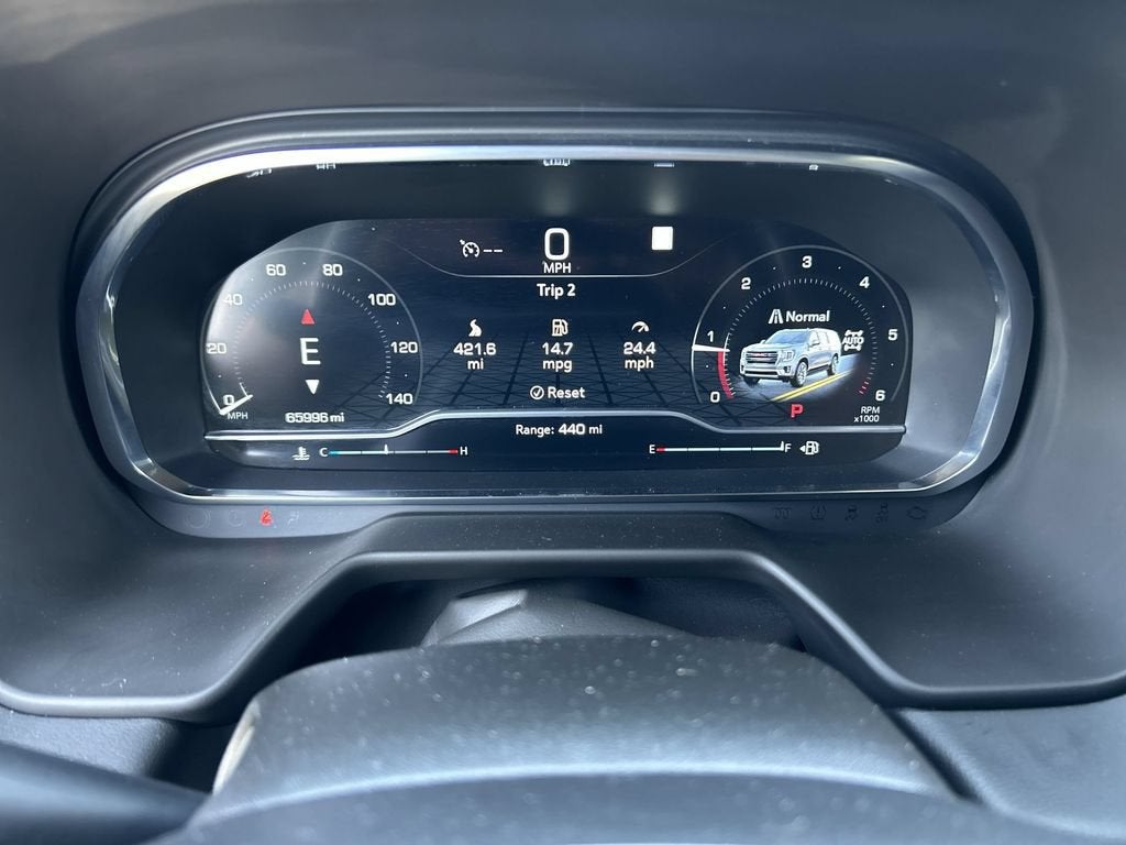 2022 GMC Yukon XL SLT