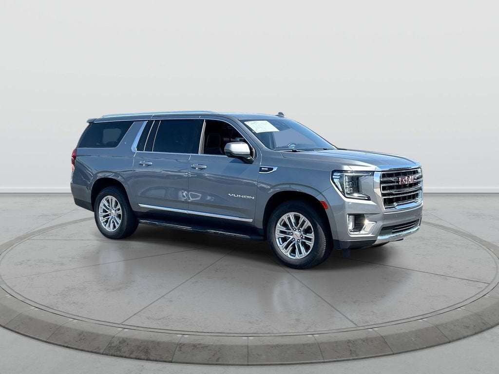 2022 GMC Yukon XL SLT