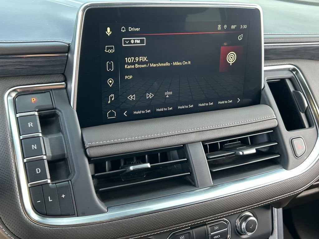 2023 GMC Yukon XL SLT