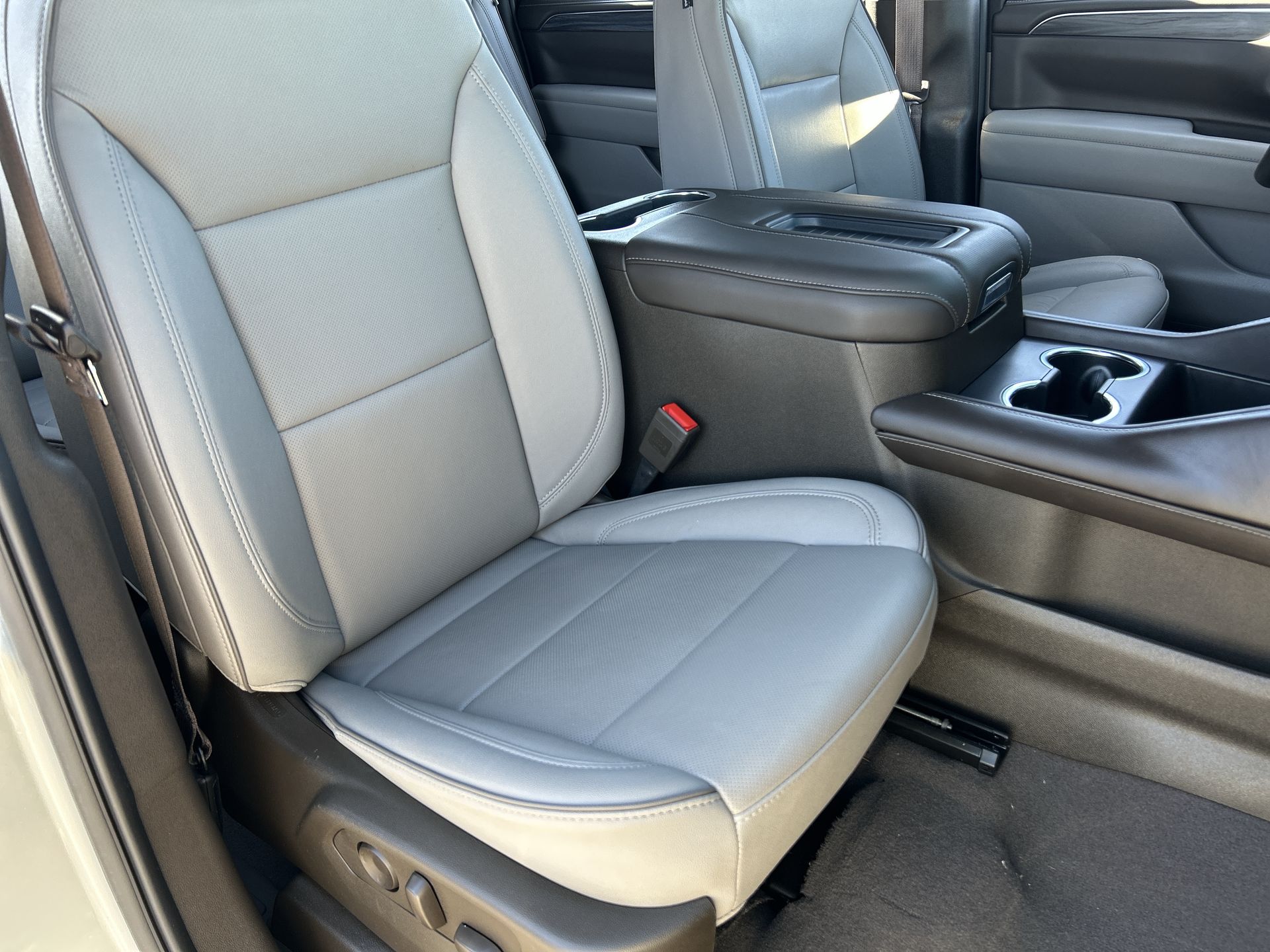 2024 GMC Yukon XL SLT