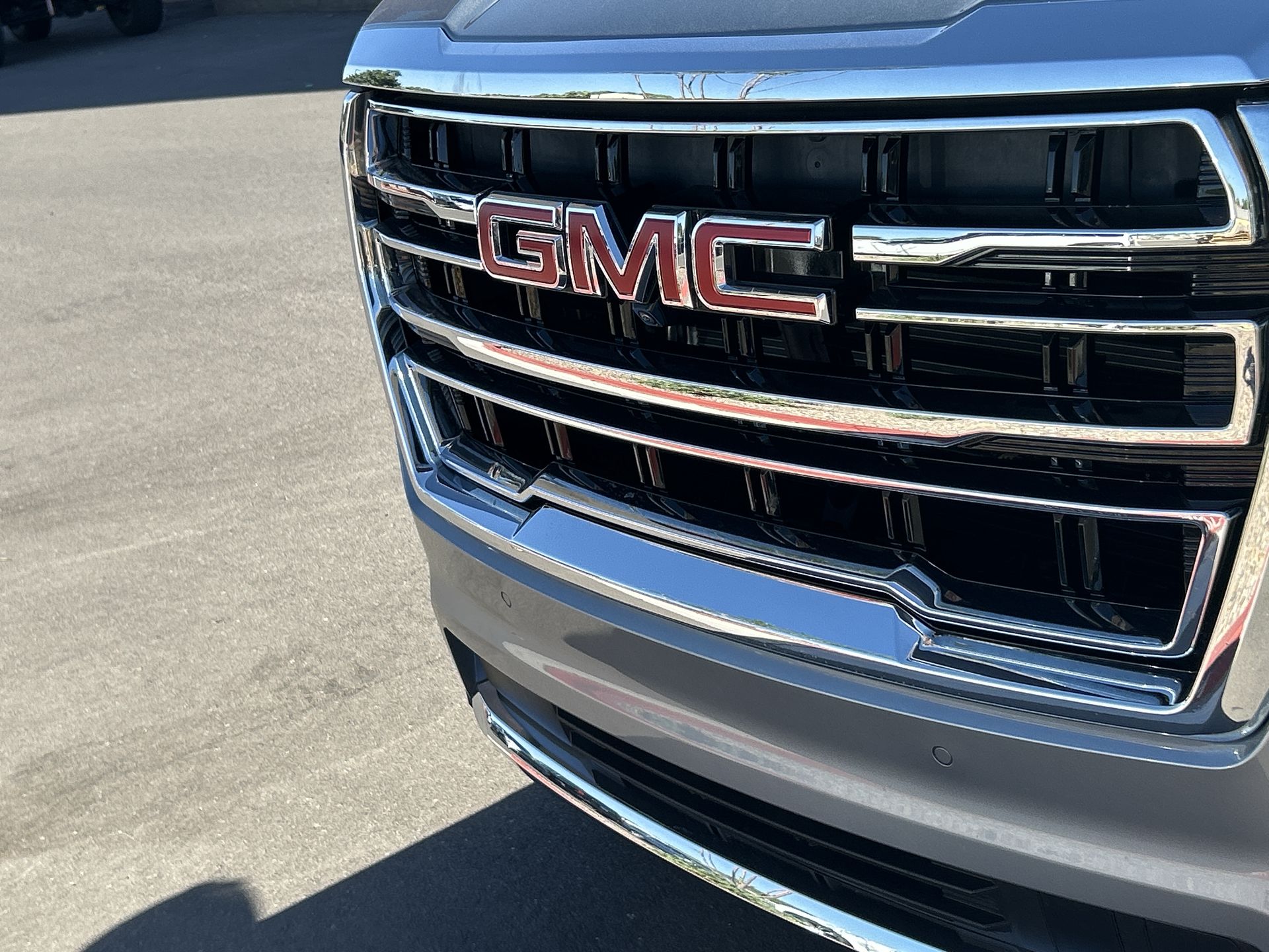 2024 GMC Yukon XL SLT