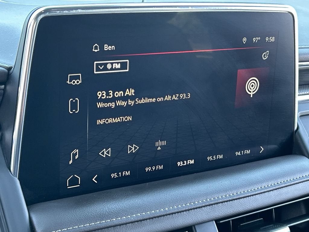2023 GMC Yukon XL SLT