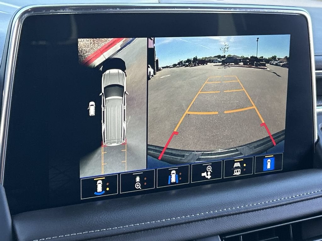 2023 GMC Yukon XL SLT