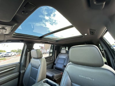 2022 GMC Yukon XL Denali