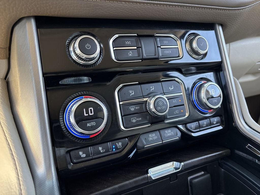 2023 GMC Yukon XL Denali