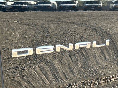 2023 GMC Yukon XL Denali