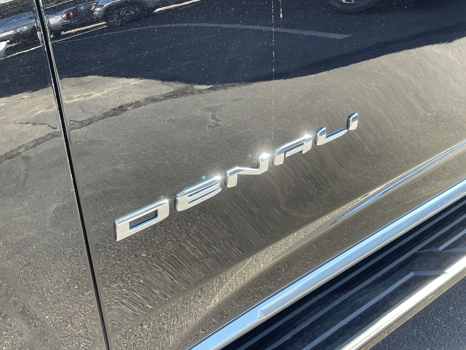 2025 GMC Yukon XL Denali