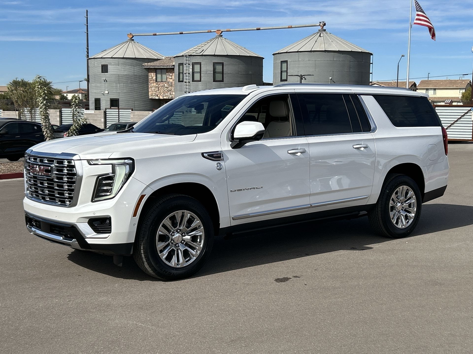 2025 GMC Yukon XL Denali