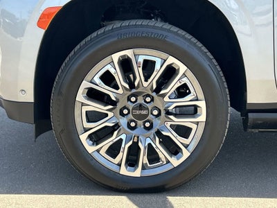 2024 GMC Yukon XL Denali Ultimate