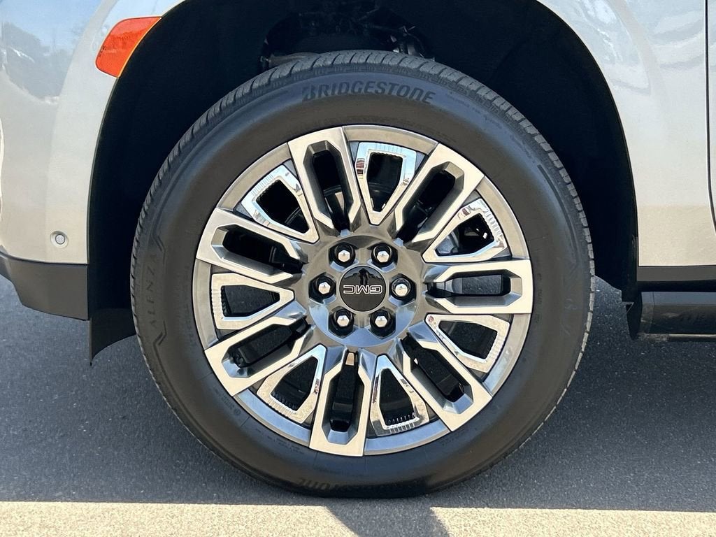 2024 GMC Yukon XL Denali Ultimate
