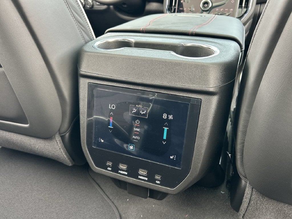 2026 GMC Yukon XL AT4 Ultimate - Photo 22