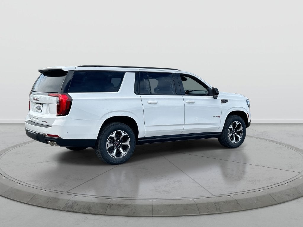 2026 GMC Yukon XL AT4 Ultimate - Photo 8