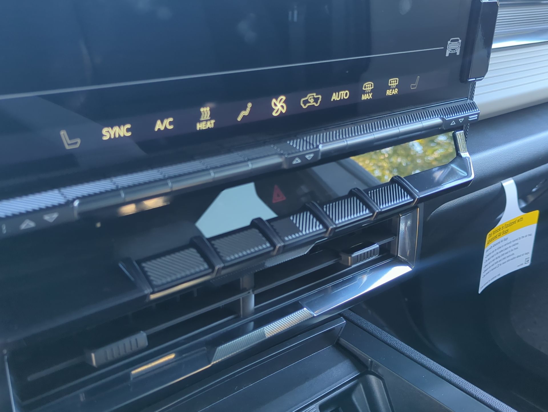 2026 GMC HUMMER EV SUV 2X