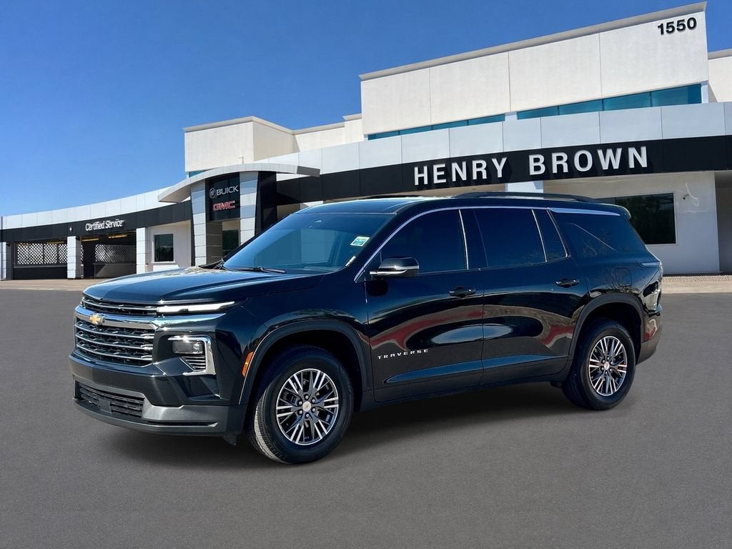2025 Chevrolet Traverse LT